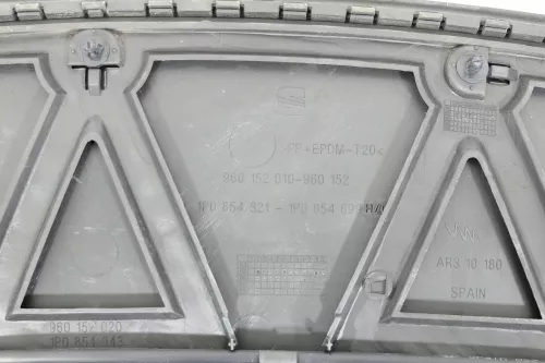Leon 1P Leiste Abdeckung Verklediung für Motorhaube Klappe vorne schwarz (177854)