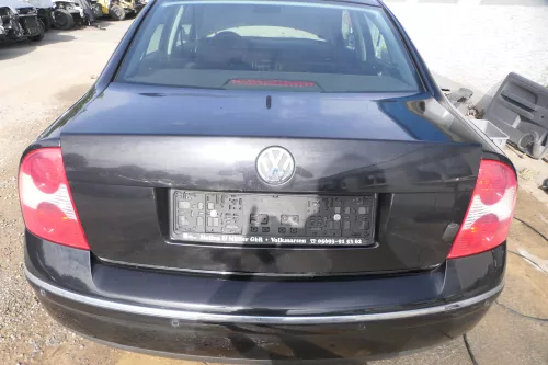 VW Passat 3BG Limousine Heckklappe Klappe Kofferraumklappe schwarz LC9Z -ROST