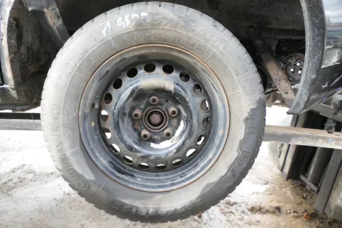 1x T4 Felge Reifen Ersatzrad Notrad 205/65 R15C 102/100R 100T M+S 5,5jx15H2 ET30