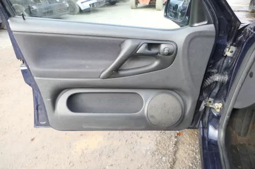 Polo 6N Doorboards Boxen Lautsprecher 4/5-Türer Türverkleidungen Box off-black