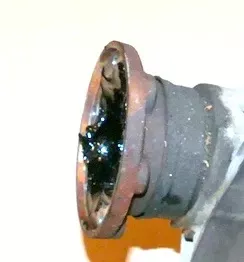 VW Polo 9N Ibiza Flanschwelle Flansch an Getriebe 02T409344 rechts (178070)