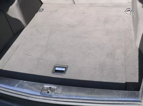 Audi A6 4B Kombi Verkleidung Teppich Kofferraum Kofferraumteppich swing grau