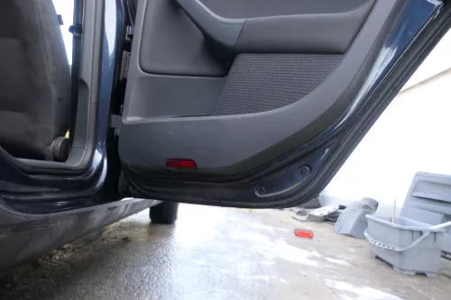 1x Golf 5 Limousine Türverkleidung Verkleidung Tür hinten rechts 4/5-Türer schwa (178492)