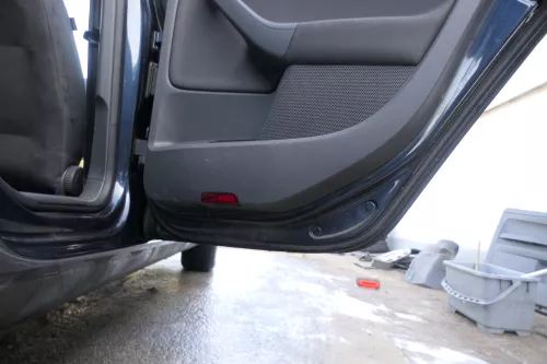 1x Golf 5 Limousine Türverkleidung Verkleidung Tür hinten rechts 4/5-Türer schwa (178492)