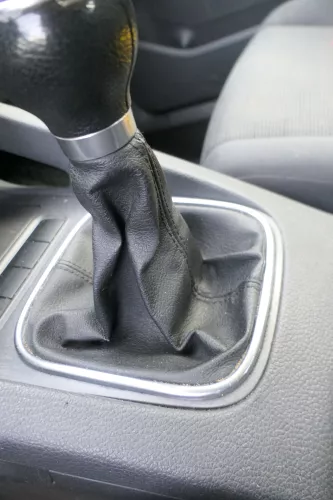 Golf 5 Schaltknauf Schaltsack Schaltung Schaltknüppel Leder 5-Gang 1K0711113BG (178495)