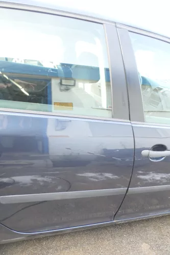 VW Golf 5 V 1K Tür  Türrahmen Türblatt hinten rechts 4/5-Türer blau LC5F (178502)