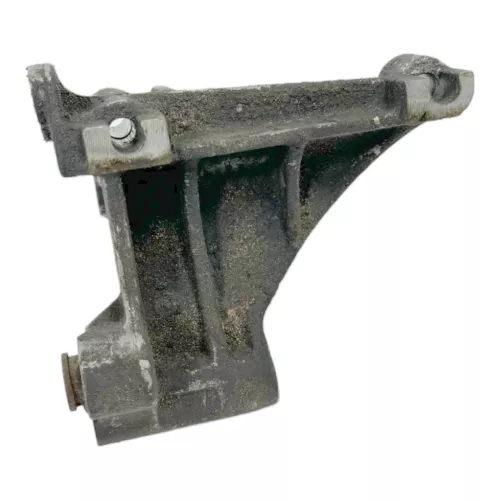 VW Golf 3 Passat 3A Halter Konsole für Flügelpumpe Träger 028145529 (178516)