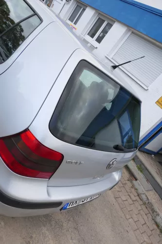 VW Golf 4 Limousine Heckklappe Kofferraumklappe Klappe hinten silber LA7W ohnAnb (178526)