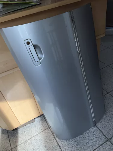 A4 B5 Tür nur Türblatt vorne links Fahrertür silbrer LY7M Kombi od Limo - Rost (178545)