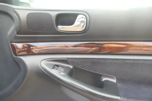 1x Audi A4 B5 Türverkleidung Verkleidung Tür vorne rechts (178550)