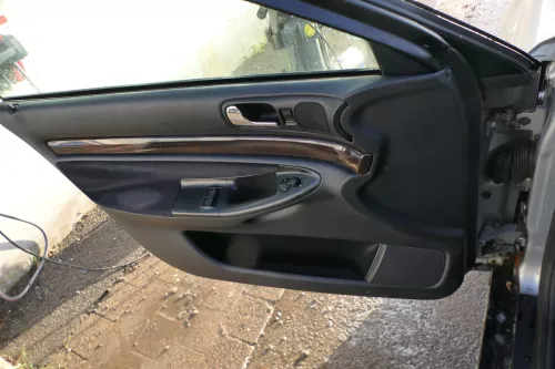 1x Audi A4 B5 Türverkleidung Verkleidung Tür vorne links (178554)