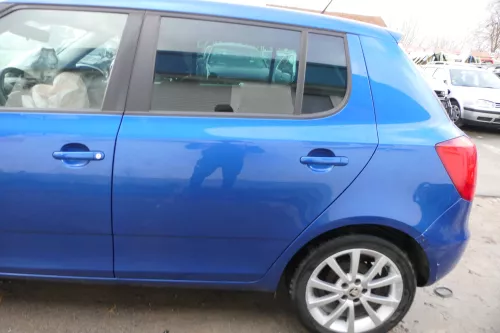 Skoda Fabia 5J Limousine Tür hinten links blau LF5W - ohne Anbauteile (178612)