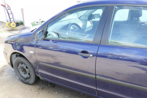 VW Polo 9N 9N3 Tür vorne links Fahrertür 4/5-Türer blau LB5N ohneAnbauteile (178647)