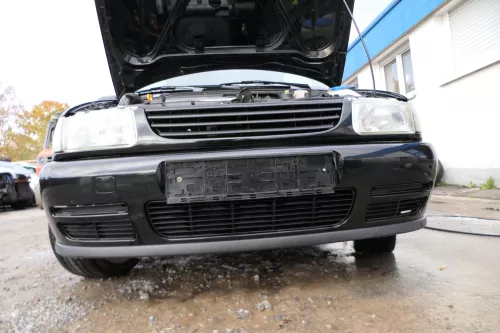 VW Polo 6N Kühlergrill Grillleiste vorne Leiste Grill schwarz L041 (178648)