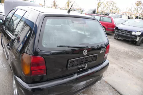 VW Polo 6N Heckklappe Klappe hinten Kofferraumklappe mit Scheibe schwarz LC9Z (178659)