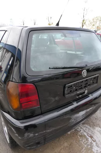 VW Polo 6N Heckklappe Klappe hinten Kofferraumklappe mit Scheibe schwarz LC9Z (178659)
