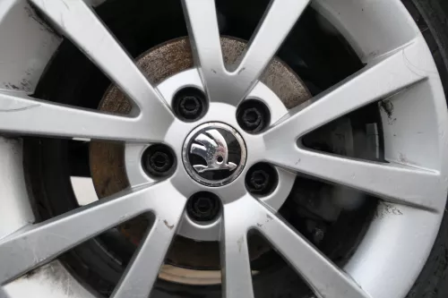 1x Fabia 5J Alufelge 205/45 R16 Felge 5J0601025AA  6,5J x 16  ET43       4  VR (178691)