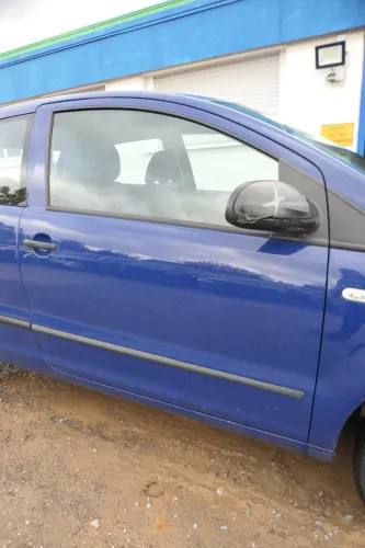 VW Fox 5Z Tür vorne rechts Beifahrertür blau LL5M - ohne Anbauteile (178780)