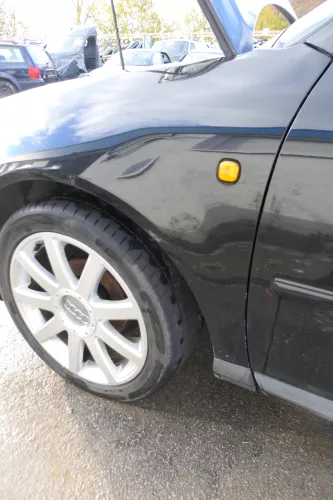 Audi A3 8L Kotflügel vorne links schwarz LY9B (178797)