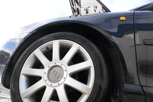 Audi A3 8L Kotflügel vorne links schwarz LY9B (178797)