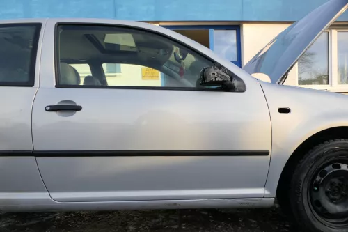 VW Golf 4 Tür vorne rechts Beifahrertür 2/3-Türer silber grau LB7Z ohnAnbauteile