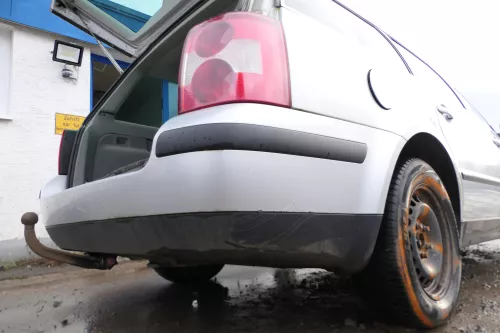 VW Passat 3BG Kombi Variant Stoßstange hinten Heckstoßstange LA7W grau silber (178919)