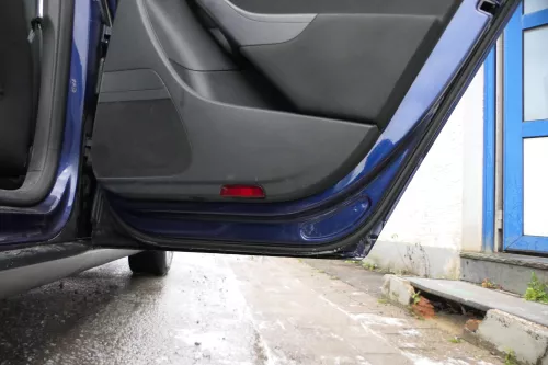 1x VW Passat 3C Variant Türverkleidung Verkleidung Tür hinten rechts schwarz (178949)