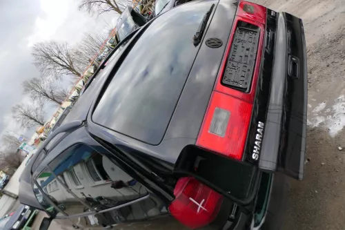 VW Sharan 7M 7M3 Heckklappe Scheibe Klappe hinten ab Bj.2000 schwarz L041 (178994)