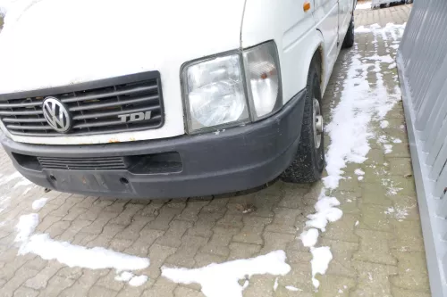 VW LT 35 2D Stoßstange vorne Frontstoßstange schwarz (179068)