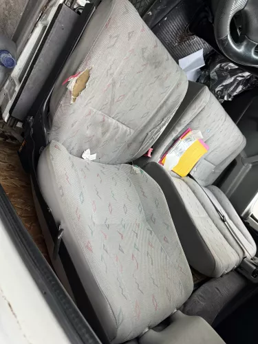 VW LT 2D 35 28 Sitz vorne links Fahrersitz - ohne Konsole! (179196)