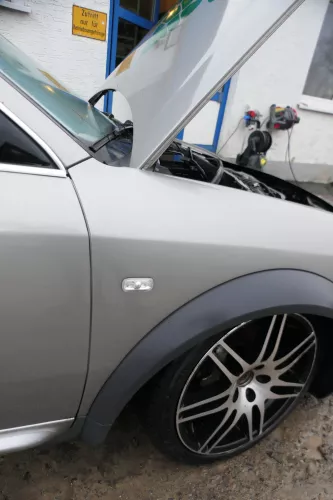 Audi A6 4Z Allroad Kotflügel vorne rechts grau + Leiste (179256)