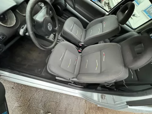 Arosa Lupo Sitz vorne links Fahrersitz Höhenverstellung