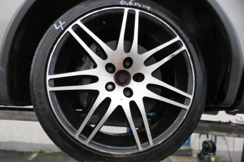 4x 3BG A6 4B Alufelgen Felgen KBA 47855 6-7mm 225/40 RR18 92W Reifen 18 Zoll (179276)