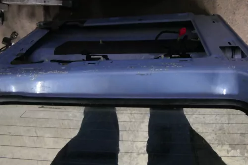 VW Caddy 9K Seat Inca Tür hinten links Heckklappe Hecktür blau + Scheibe (179277)