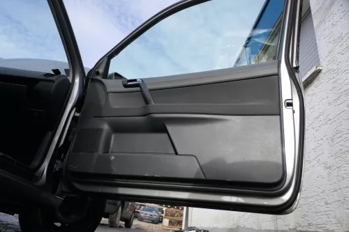 1x VW Polo 9N Türverkleidung Verkleidung Tür vorne rechts 2/3-Türer Griff Öffner (179421)