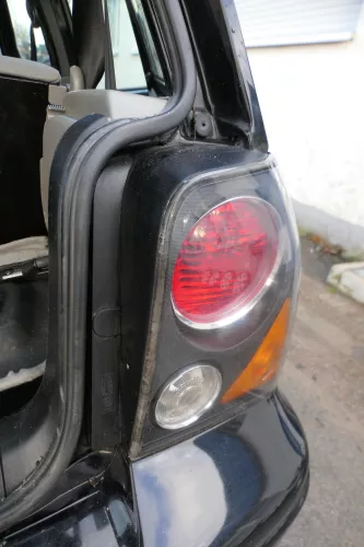 Seat Arosa 6H Stoßstange hinten schwarz L041 Faceliftmodell Heckstoßstange (179462)