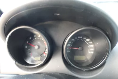 Arosa Tacho Tachometer Kombiinstrument 156.900km 6H0920800 Benziner1.0 50PS AUC (179465)