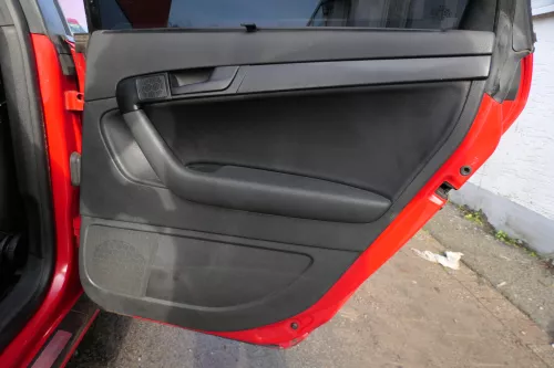 4x A3 8P Türverkleidung vorn links+ rechts 4/5-Türer Leder schwarz Sonnenrollo (179480)