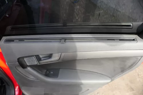 4x A3 8P Türverkleidung vorn links+ rechts 4/5-Türer Leder schwarz Sonnenrollo (179480)