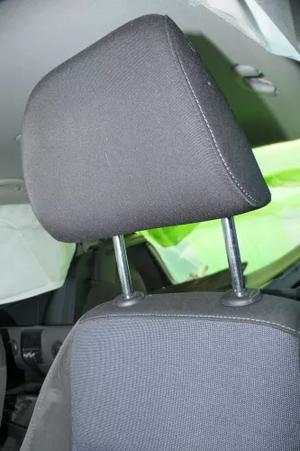 1x Golf 6 5K 1K Kopfstütze vorne rechts oder links TOUR weiße Nähte - schwarz