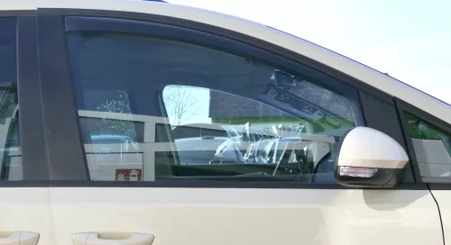 Sharan 7N vorne rechts Fenster Scheibe in Tür Fensterscheibe 7N0845202