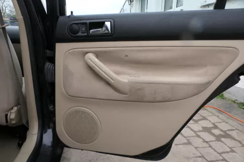 1x VW Golf 4 1J Kombi Türverkleidung Verkleidung Tür hinten rechts hellbeige Gri