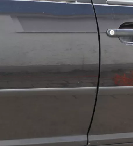 VW Golf 4 Bora Tür hinten rechts nur Kombi / Variant schwarz LC9Z -ohne Anbautei (180015)