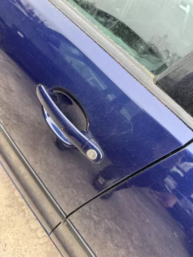 VW Polo 9N 9N3 Tür vorne links Fahrertür 4/5-Türer blau LB5N ohneAnbauteile (180031)