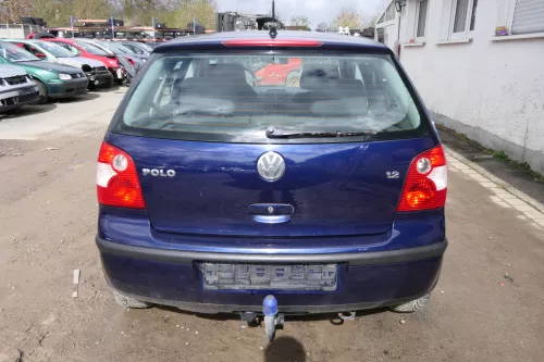 VW Polo 9N3 9N Heckklappe Kofferraumklappe Klappe blau LB5N ohne Anbauteile