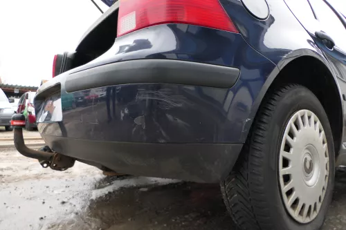 VW Golf 4 Limousine feste starre Anhängerkupplung mit Kabelbaum komplett (180063)