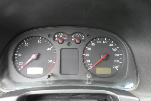 VW Golf 4 Tacho Tachometer Kombiinstrument 543.589km 1J0919860B 1,9 TDI 66kw 81