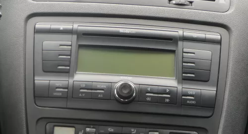 Skoda Octavia 1Z Radio CD- Player AAO600002A mit Code MP3 SkodaAuto Stream