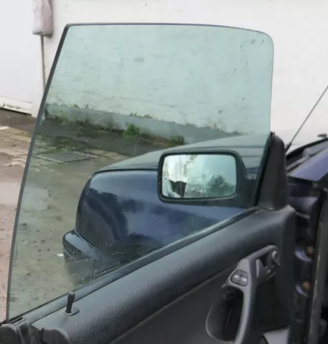 Godl 3 / 4 1E Cabrio vorne links Fenster Scheibe in Tür Fensterscheibe (180227)