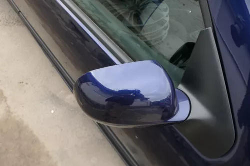 VW Golf 4 Bora elektrischer Spiegel vorne rechts Außenspiegel blau LB5N Glas (180265)